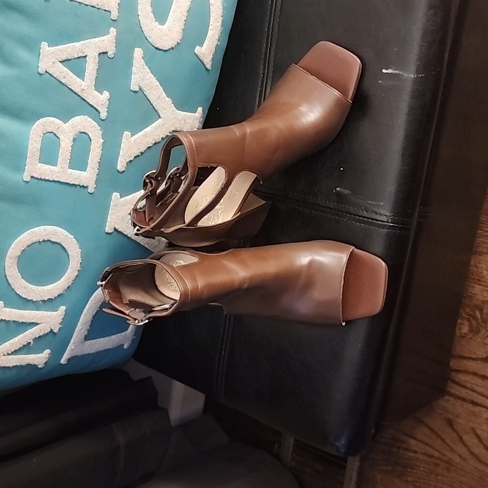 Vince Camuto